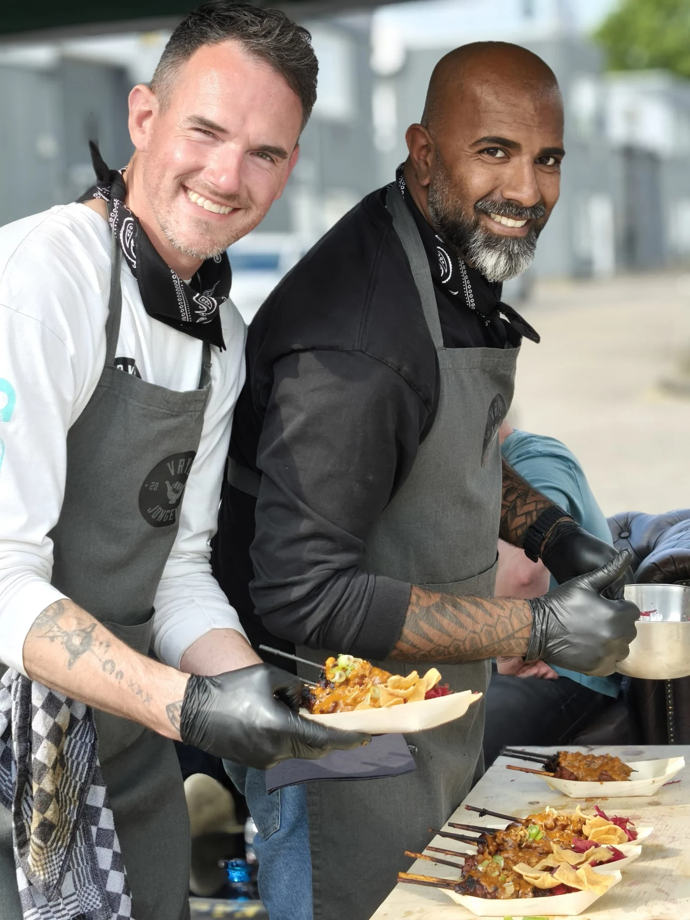 De Vrye Jongens aan het werk bij een evenement